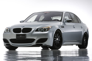 Аэродинамический обвес WALD Sports Line для BMW M5 (E60/61). Тюнинг BMW M5 (E60/61)