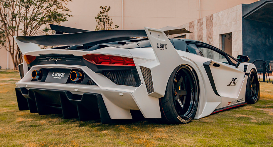 Немецкие тюнеры прокачали самый крутой Lamborghini Aventador