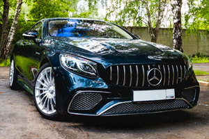 Mercedes S500 Coupe C217. Рестайлинг в S63 2018 года.